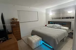 1100 NE 1st Ct, Hallandale Beach, FL 33009 - Photo 18