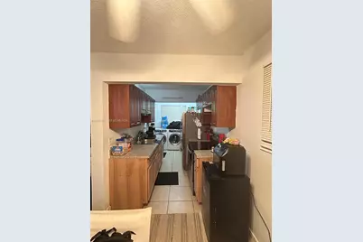 1100 NE 1st Ct #104, Hallandale Beach, FL 33009 - Photo 1