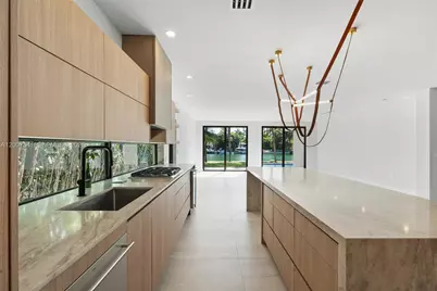 550 S Shore Dr, Miami Beach, FL 33141 - Photo 20
