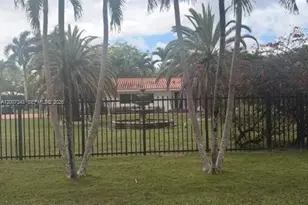7090 SW 62nd St, Miami, FL 33143 - Photo 6