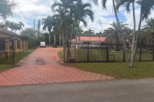 7090 SW 62nd St, Miami, FL 33143 - Photo 2