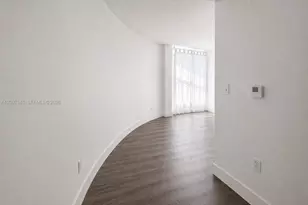 6580 Indian Creek Dr, Miami Beach, FL 33141 - Photo 2