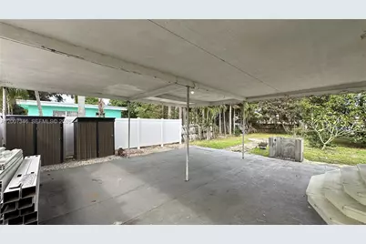 119 SW 8th Ave, Boynton Beach, FL 33435 - Photo 14