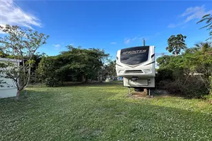 119 SW 8th Ave, Boynton Beach, FL 33435 - Photo 20