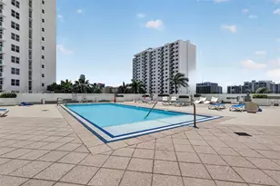 2751 S Ocean Dr, Hollywood, FL 33019 - Photo 50