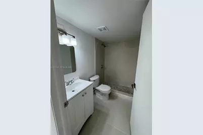8261 NW 8th St #130, Miami, FL 33126 - Photo 4