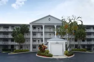 1518 Whitehall Dr, Davie, FL 33324 - Photo 2