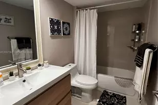 1518 Whitehall Dr, Davie, FL 33324 - Photo 18