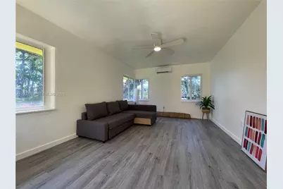 [Address not provided], Fort Lauderdale, FL 33301 - Photo 8