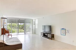 4015 W Palm Aire Dr, Pompano Beach, FL 33069 - Photo 20