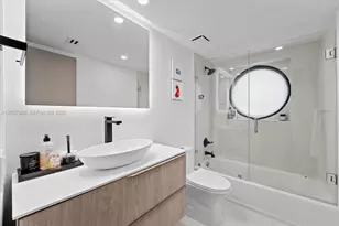 3640 Yacht Club Dr, Aventura, FL 33180 - Photo 16