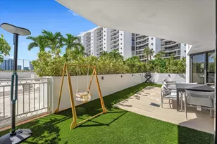 3640 Yacht Club Dr, Aventura, FL 33180 - Photo 18
