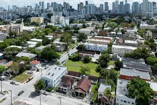 315 SW 10th Ave, Miami, FL 33130 - Photo 12