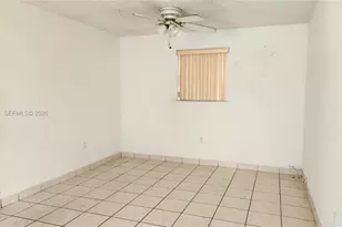 315 SW 10th Ave, Miami, FL 33130 - Photo 8