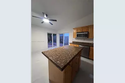 10058 SW 156th Ct, Miami, FL 33196 - Photo 4