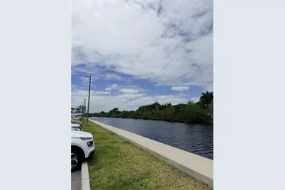 3701 N Country Club Dr #607, Aventura, FL 33180 - Photo 32