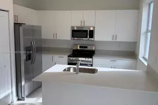 2573 SE 25th Ter, Homestead, FL 33035 - Photo 6