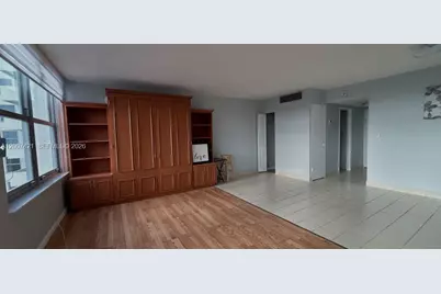 2899 Collins Ave #1040, Miami Beach, FL 33140 - Photo 8