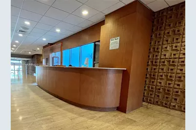 2899 Collins Ave #1040, Miami Beach, FL 33140 - Photo 16