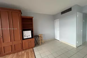 2899 Collins Ave, Miami Beach, FL 33140 - Photo 10