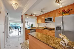 455 Paradise Isle Blvd, Hallandale Beach, FL 33009 - Photo 8
