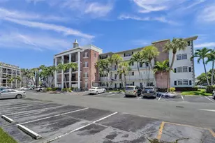 455 Paradise Isle Blvd, Hallandale Beach, FL 33009 - Photo 4