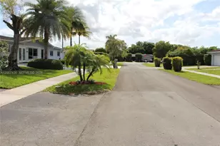14544 SW 76th St, Miami, FL 33183 - Photo 40