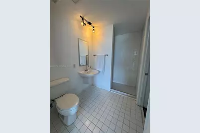 10 SW South River Dr #909, Miami, FL 33130 - Photo 18