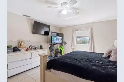 1110 22nd Ave NE, Naples, FL 34120 - Photo 10