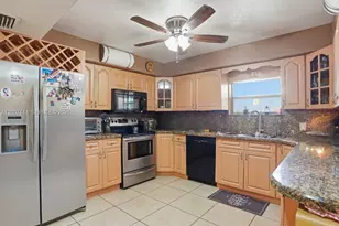 1110 22nd Ave NE, Naples, FL 34120 - Photo 6