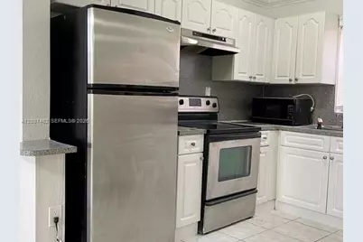 19805 SW 114th Ave #119, Miami, FL 33157 - Photo 2