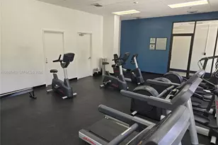100 Bayview Dr, Sunny Isles Beach, FL 33160 - Photo 12