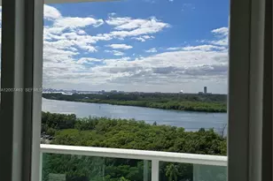 100 Bayview Dr, Sunny Isles Beach, FL 33160 - Photo 28