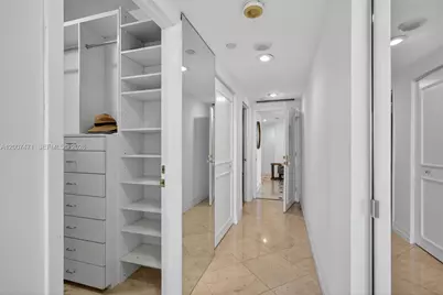 3000 Island Blvd #2305, Aventura, FL 33160 - Photo 28