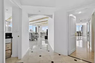 3000 Island Blvd, Aventura, FL 33160 - Photo 6