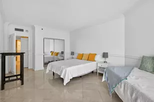 3000 Island Blvd, Aventura, FL 33160 - Photo 32