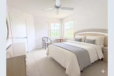 1510 W Lacosta Dr W, Pembroke Pines, FL 33027 - Photo 22