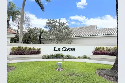 1510 W Lacosta Dr W, Pembroke Pines, FL 33027 - Photo 30