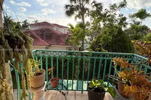 7265 NW 173rd Dr, Hialeah, FL 33015 - Photo 2
