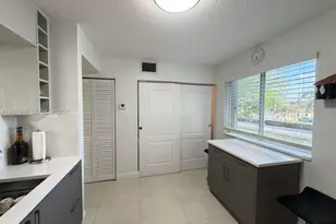 7265 NW 173rd Dr, Hialeah, FL 33015 - Photo 8