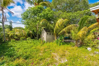 1320 NE 135th St, North Miami, FL 33161 - Photo 20