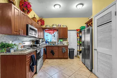 1320 NE 135th St, North Miami, FL 33161 - Photo 10