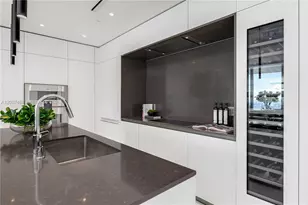 300 Biscayne Blvd Way, Miami, FL 33131 - Photo 16