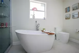 5620 Alton Rd, Miami Beach, FL 33140 - Photo 10