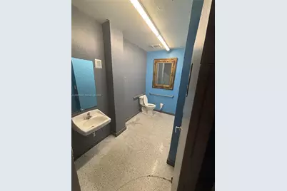 1407 Washington Ave #1401, Miami Beach, FL 33139 - Photo 12