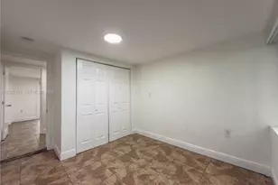 410 Pinecrest Dr, Miami Springs, FL 33166 - Photo 12