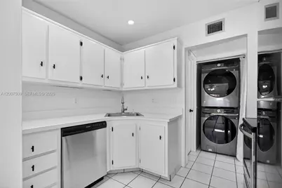 12422 Alternate A1A #Q5, Palm Beach Gardens, FL 33410 - Photo 6