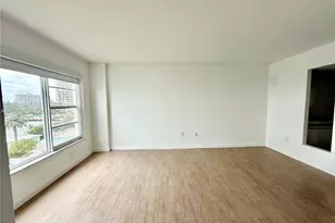 11111 Biscayne Blvd, Miami, FL 33181 - Photo 14