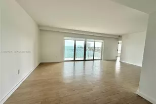 11111 Biscayne Blvd, Miami, FL 33181 - Photo 2