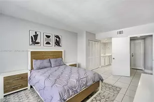 3725 S Ocean Dr, Hollywood, FL 33019 - Photo 8